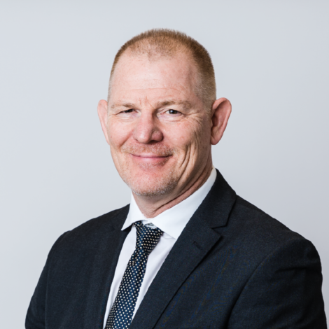 Rob Jones - Square Close-Up