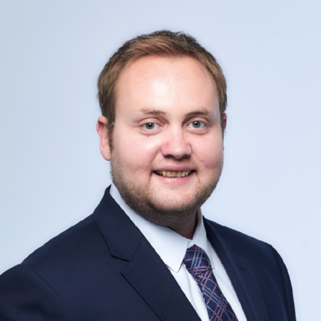 Thomas McLachlan - Square Close-Up